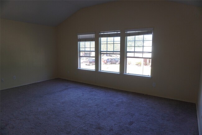 Photo - 4727 Live Meadow Ln