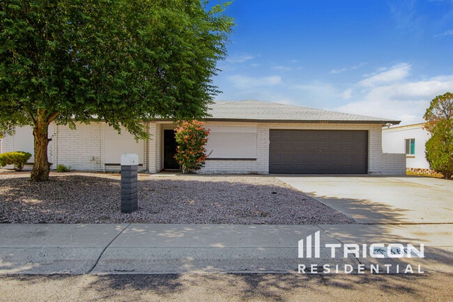 Building Photo - 3601 W Danbury Dr Rental