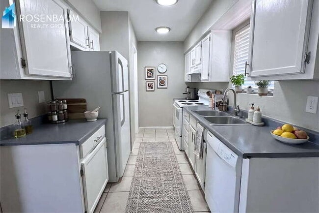 Photo - 707 W 1st Ave Unit 102