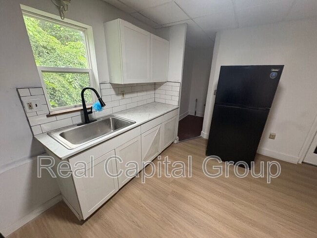 Photo - 1345 3rd St Unit Apt 2
