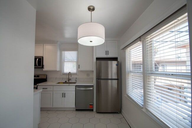 Photo - 14437 Dickens St Unit 14439 1/4