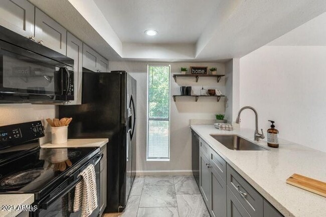 Great upgraded 1 bdrm condo on 1st floor! - Great upgraded 1 bdrm condo on 1st floor! Unit 116