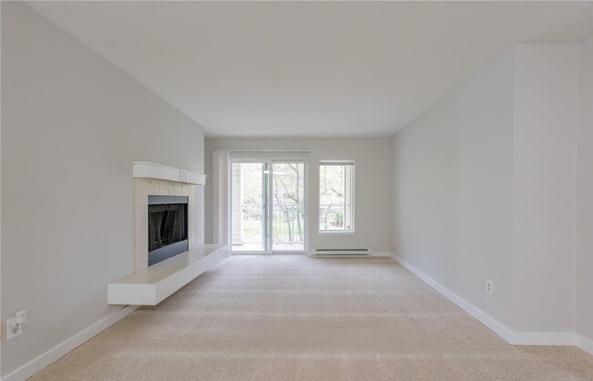 Building Photo - 12303 Harbour Pointe Blvd Unit U Rental