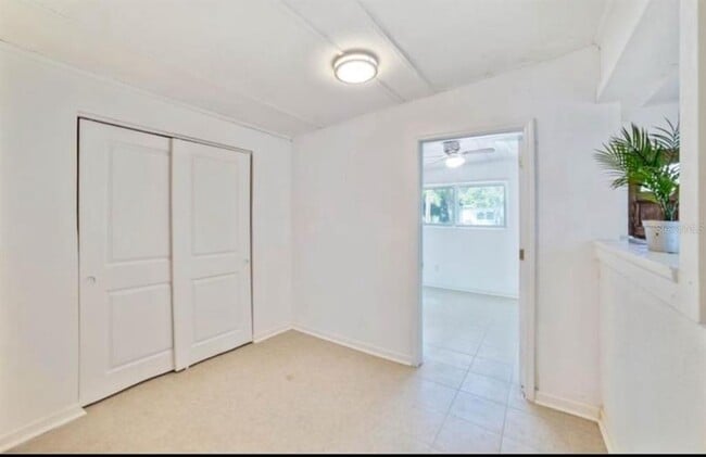 Photo - 7313 Royal Palm Dr House