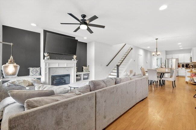 Photo - 5509B Louisiana Ave