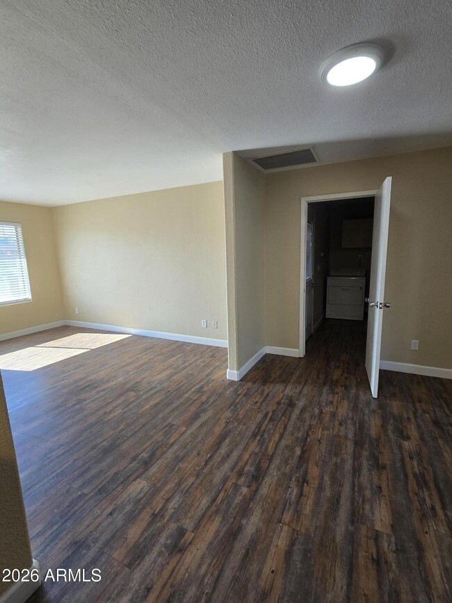 Photo - 9002 W Roma Ave