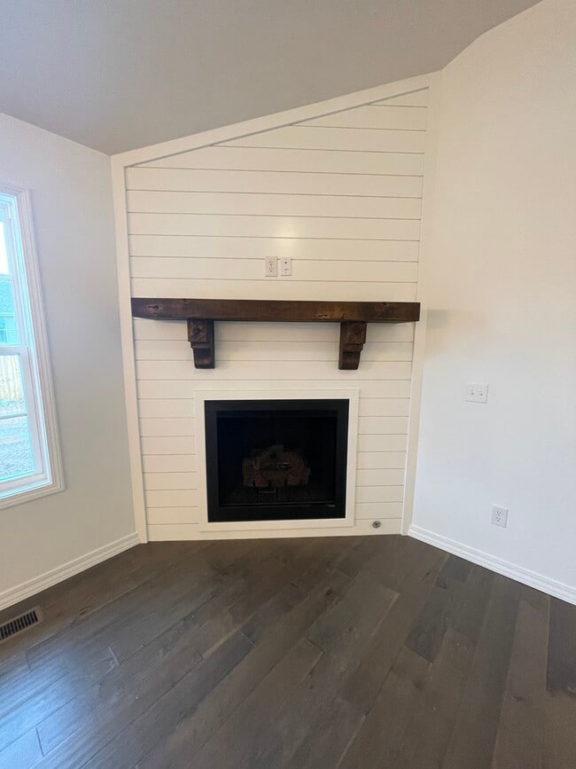 Photo - 1003 S Meteor Ave