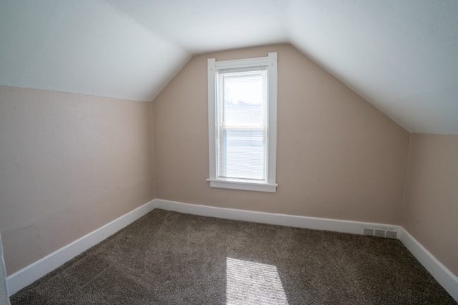 Photo - 2745 Mulberry St