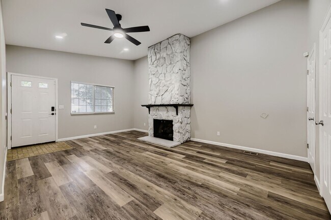 Photo - 7136 W Portland Ave