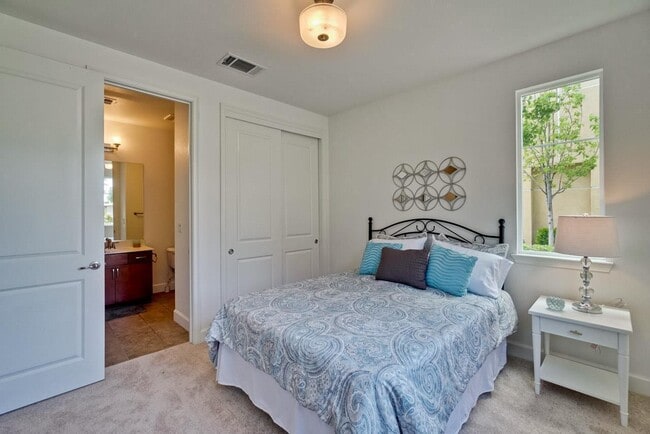Photo - 1056 Duane Ct