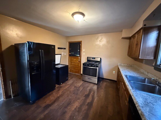 Photo - 122 Division St