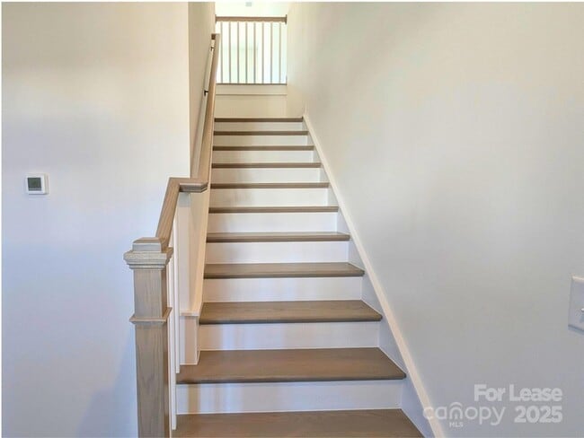 Photo - 3228 Drift St