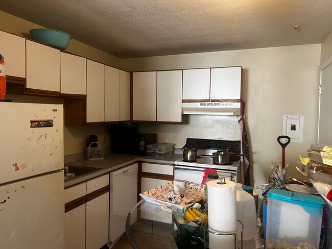 Photo - 315 Revere St Unidad 15