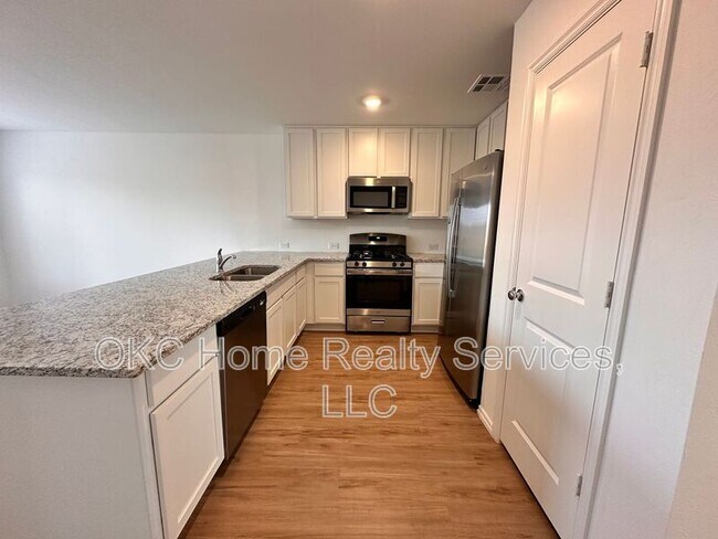 Photo - 3307 NW 148th St