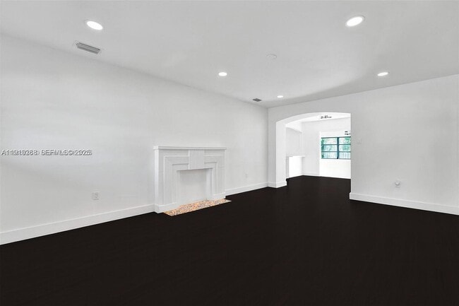 Photo - 9173 Byron Ave