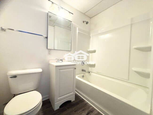 Photo - 1123 24th St