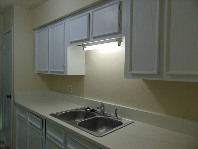 Photo - 215 Postoffice St Unit 802