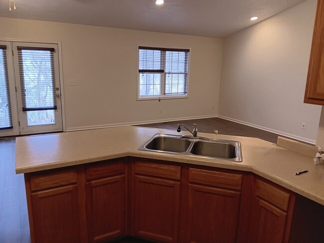 Photo - 2707 Fairway Dr