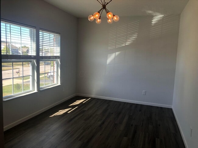 Photo - 1417 Hoovler Way