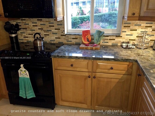 300 Ocean Dr Unit 20