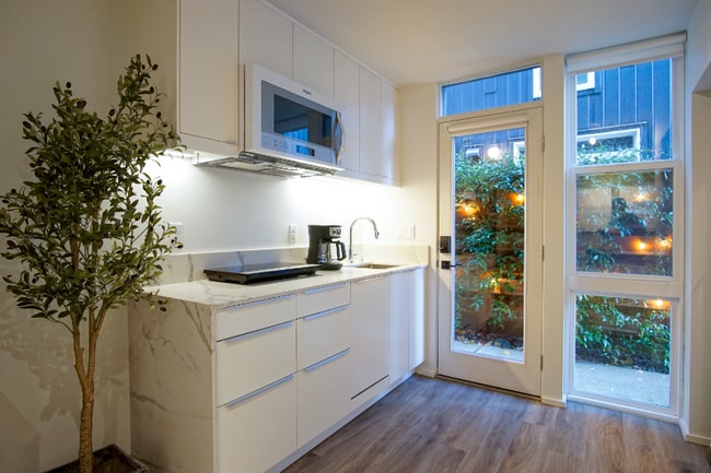 Photo - 3937 NE Mallory Ave Unidad C