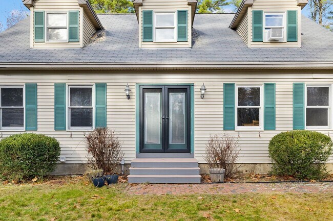 Photo - 31 Moulton Ave