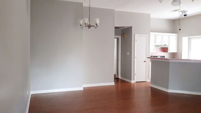 Building Photo - 304 Indian Summer Ln Rental