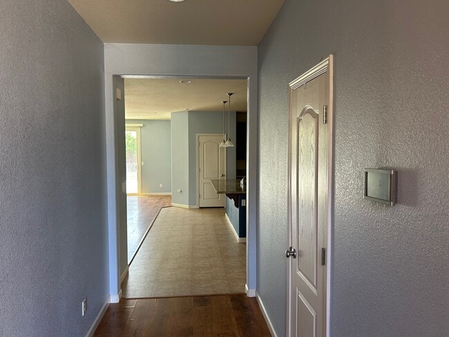 Photo - 1537 Sycamore Dr