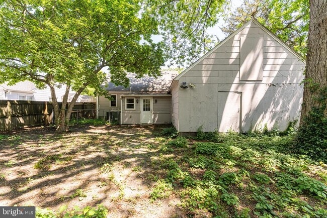 Photo - 524 E William St