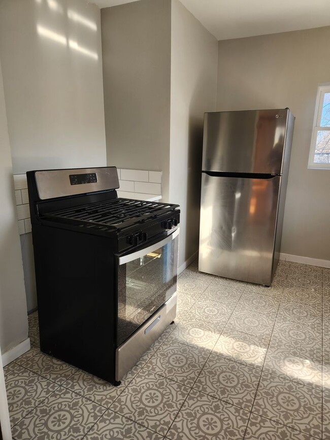 Building Photo - Mechanic - 505/507 Unit Mechanic - 505 (Upper) Rental