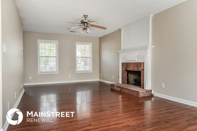 Photo - 149 Hunters Chase