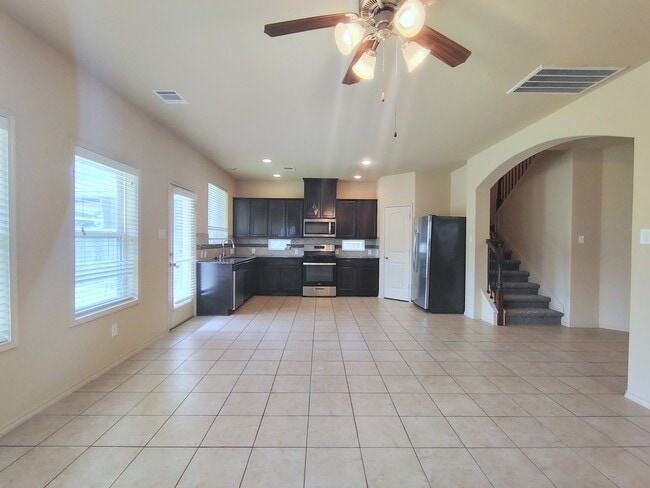 Building Photo - 18215 Amalfi Coast Dr Rental
