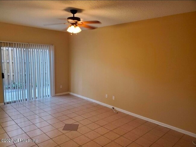 Photo - 5260 Collins Rd Unit 1303