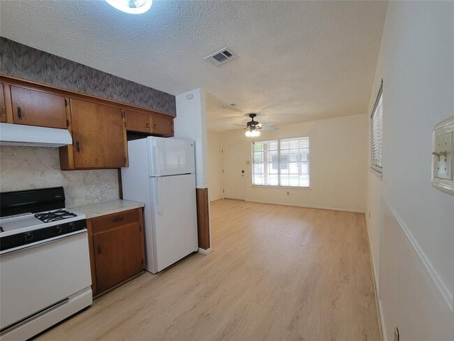 Photo - 5806 Nassau Dr