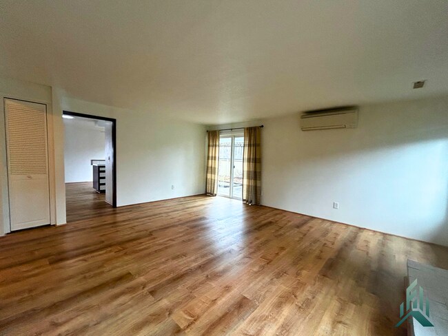 Photo - 2 Bed / 2 Full Bath Single-Level Townhome in Timberhill