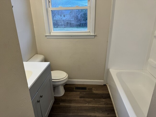 Photo - 217 Pine Dale Road