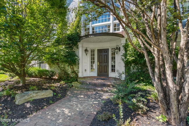 72 Navesink Ave