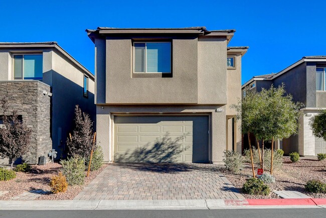 Building Photo - 5 Bedroom in Summerlin!!