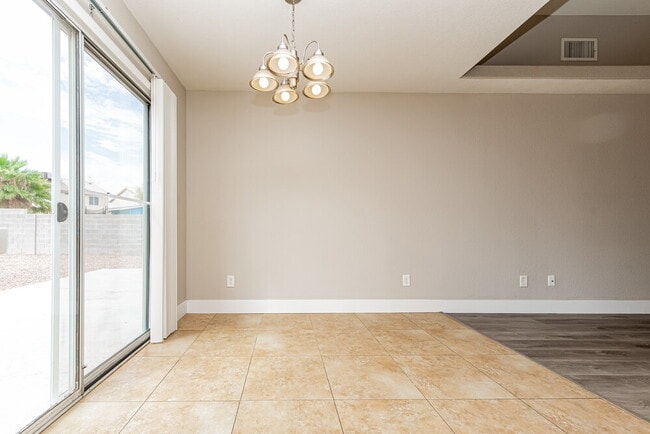 Photo - 7409 Hickory Hills Dr