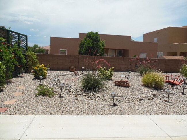 Photo - 1640 Arbolera Loop