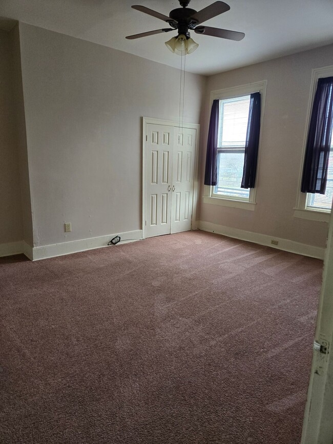 Photo - Lovely 3bd , 2bath Unit 27 Pine # B