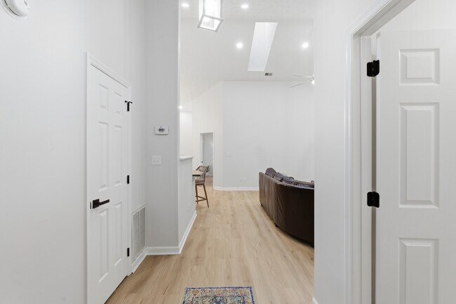 Photo - 1212 Pleasant Ridge Dr