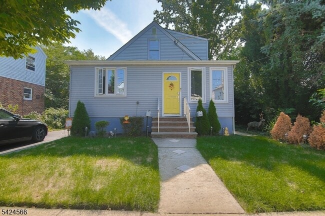 Building Photo - 433 Ainsworth St