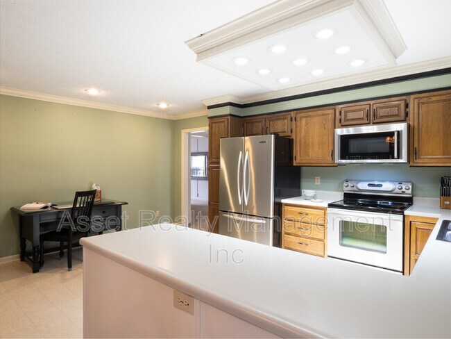 Photo - 925 Glennshire Dr