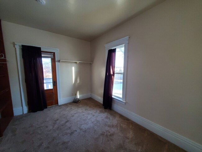 Photo - 4 Bedroom House for June 1st