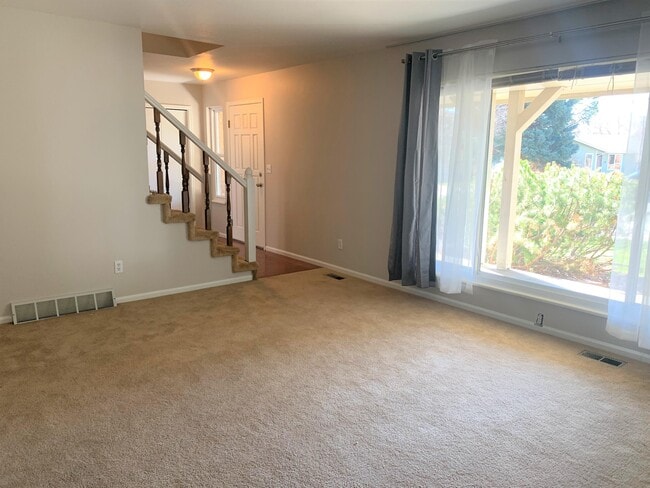 Photo - 3201 Wedgewood Ct