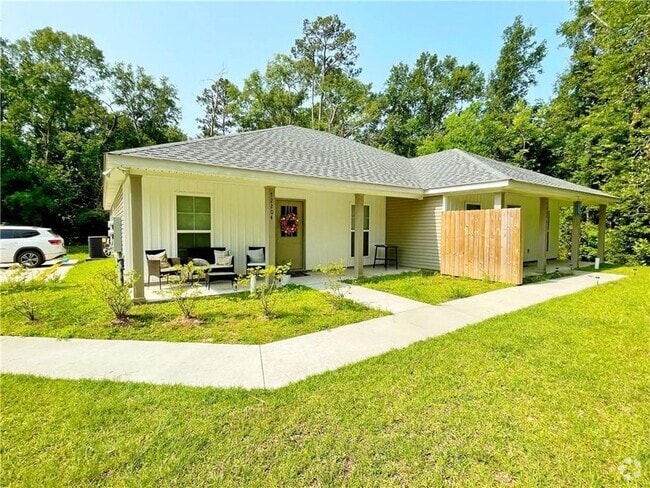 Building Photo - 72204 Formosa Dr Rental
