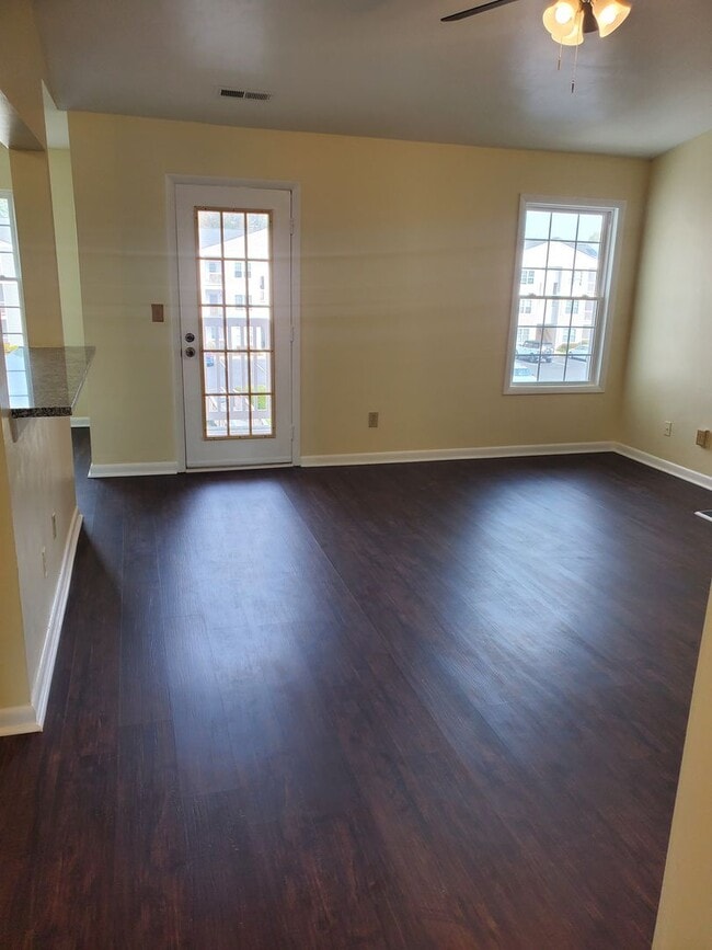 Photo - Chesterfield Station