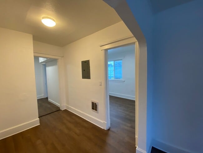 Photo - 600 Douglas St Unit # 1