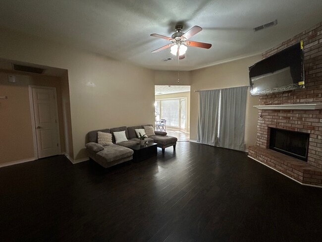 Photo - 1504 Kernstown Ln